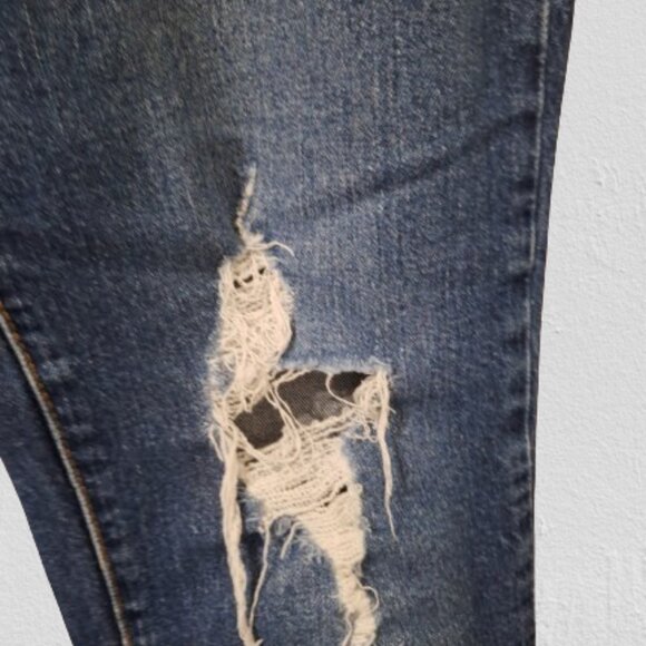 Universal Thread Jeans Size 6/28R - Picture 9 of 9